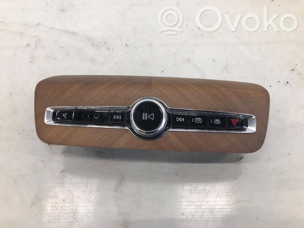 Volvo XC90 Radija/ CD/DVD grotuvas/ navigacija 