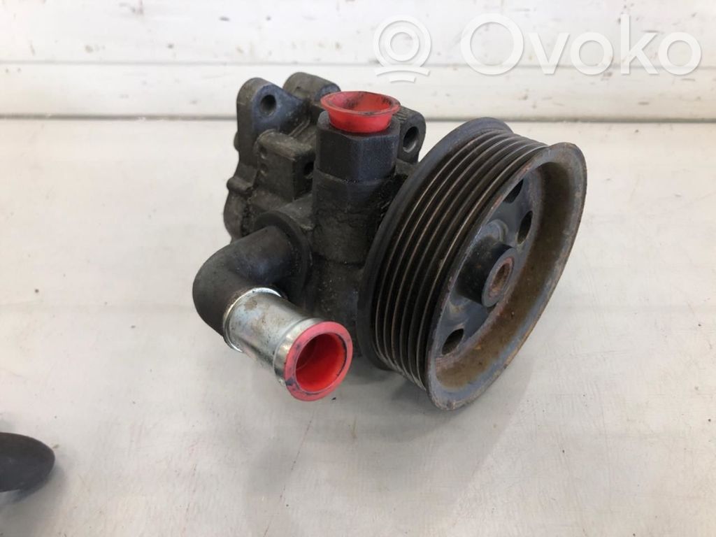 Jeep Commander Ohjaustehostimen pumppu 