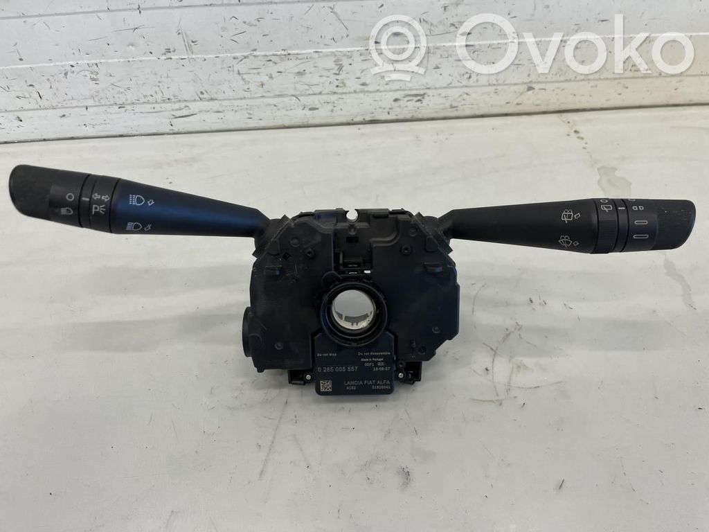 Opel Combo D Multifunctional control switch/knob 