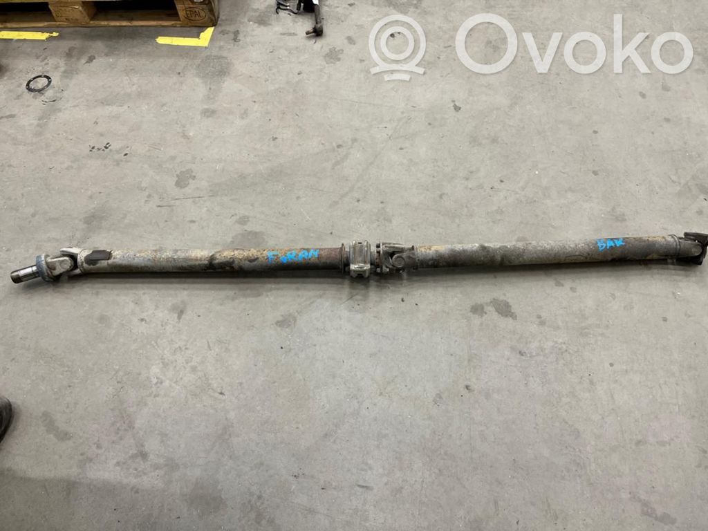 Toyota Hiace (H200) Middle center prop shaft