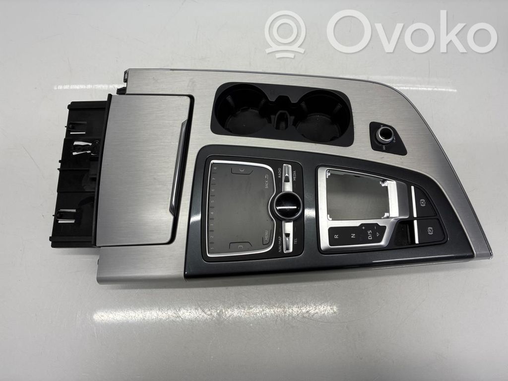 Center console   4M1863273,4M1863273,4M1863273A,4M1863273A4PK