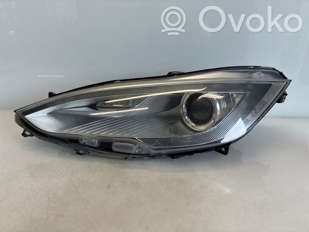 Tesla Model S Faro/fanale 