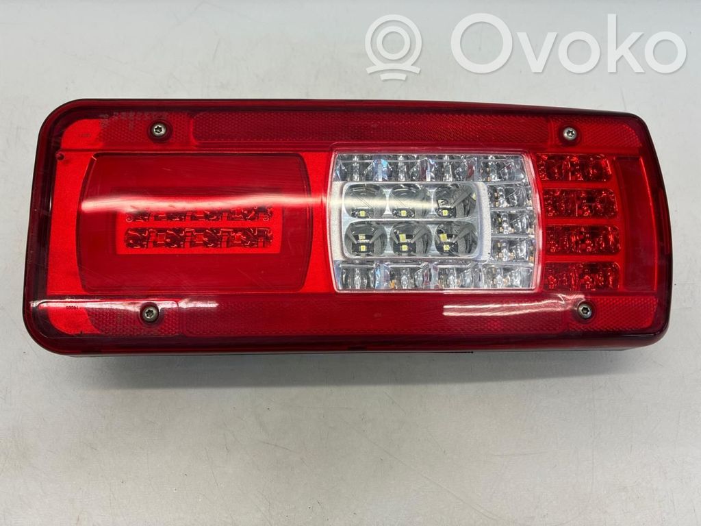 Mercedes-Benz Sprinter W907 W910 Lampa tylna 
