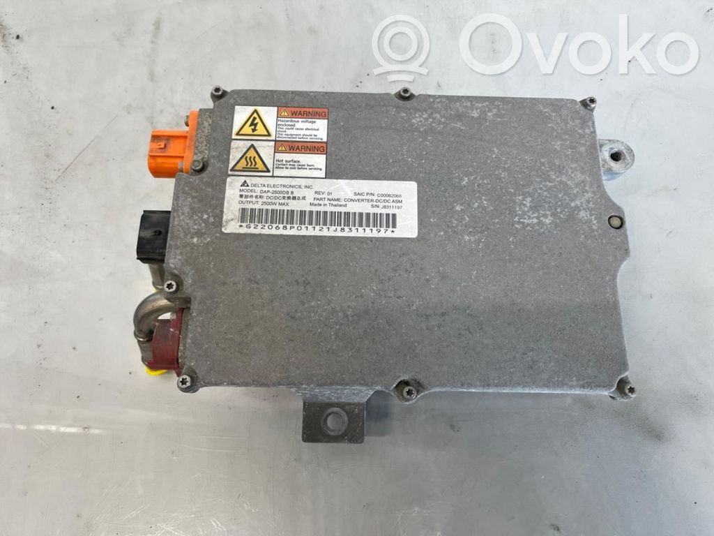 Inversor/convertidor de voltaje   C00062068,C00062068