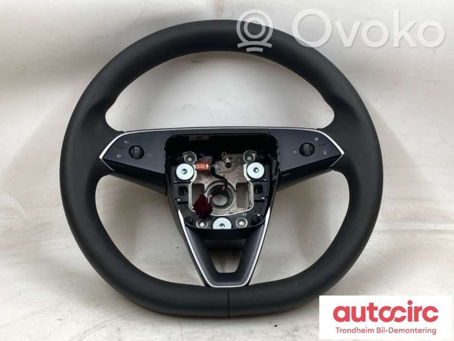 Tesla Model Y Juniper Vairas 