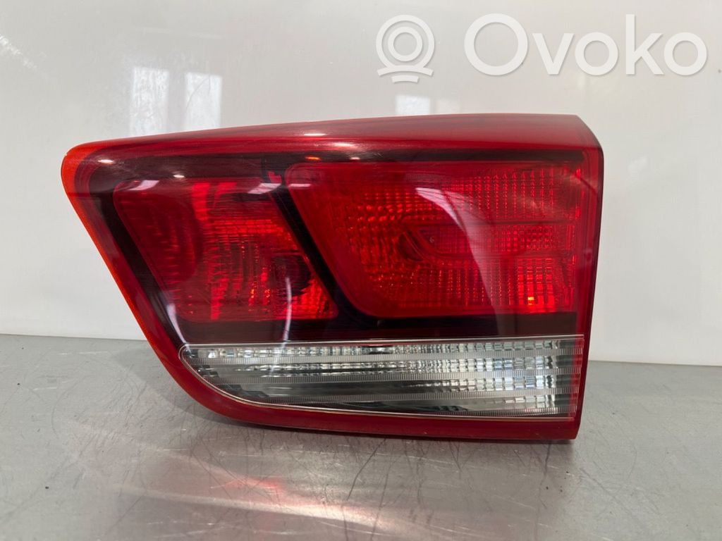 KIA Rio Luz trasera/de freno 
