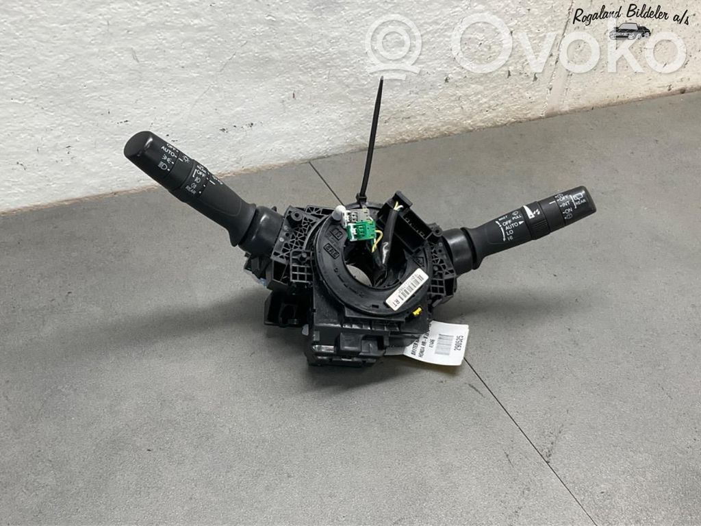 Honda HR-V Interrupteur / bouton multifonctionnel 