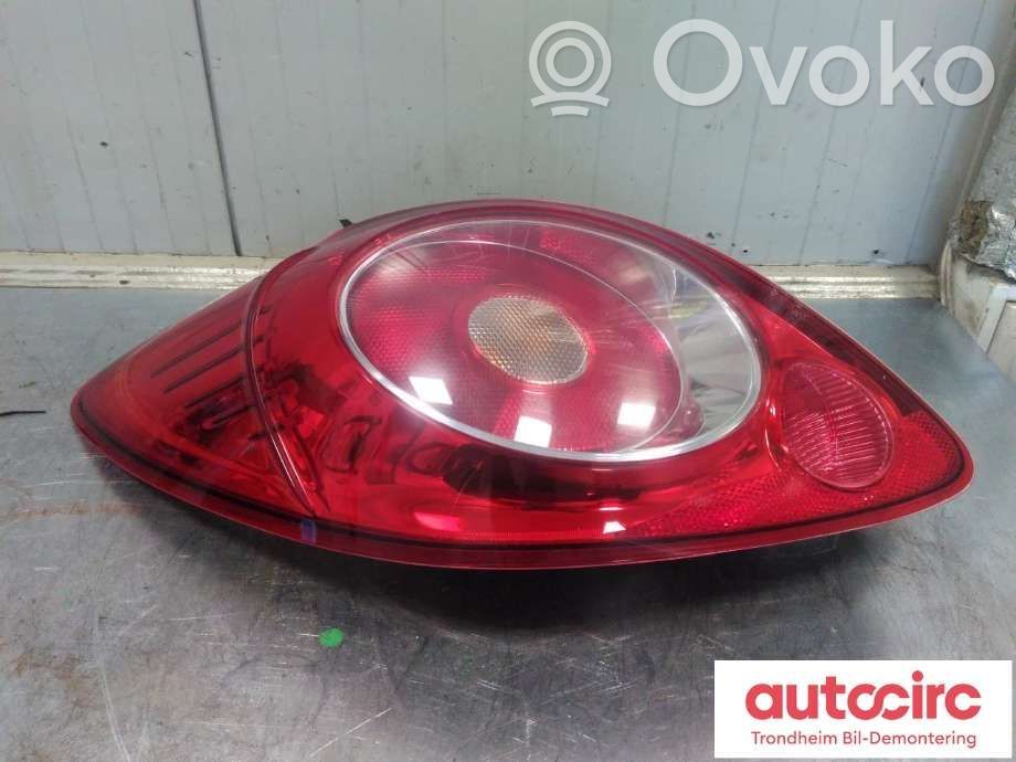 Ford Ka Aizmugurējais lukturis virsbūvē 