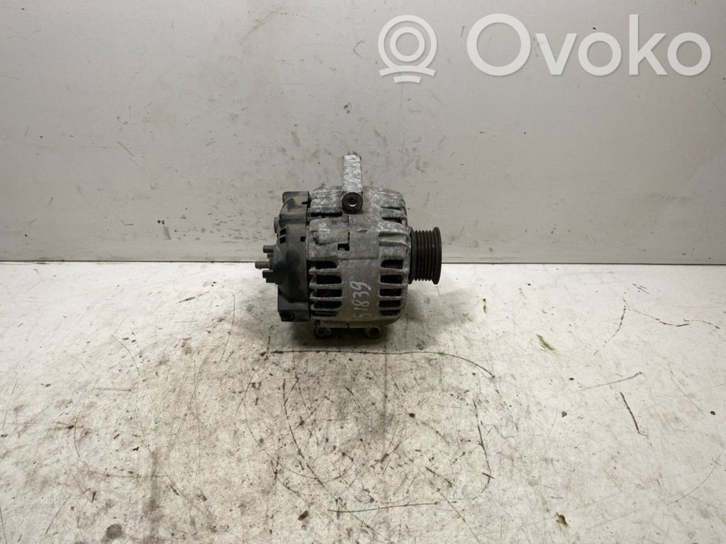 Opel Zafira C Generator/alternator 