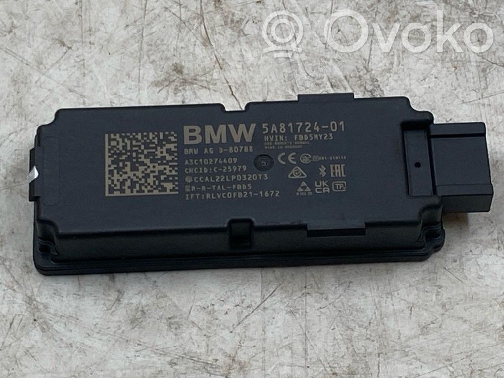 Radion antenni   5A81724,61355A9DDC9,61355B4E028,5A81724,61355A9DDC9,61355B4E028
