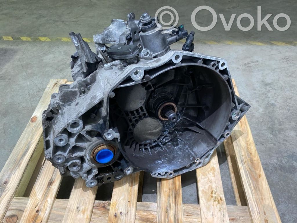 Opel Zafira C Boîte de vitesses manuelle à 6 vitesses