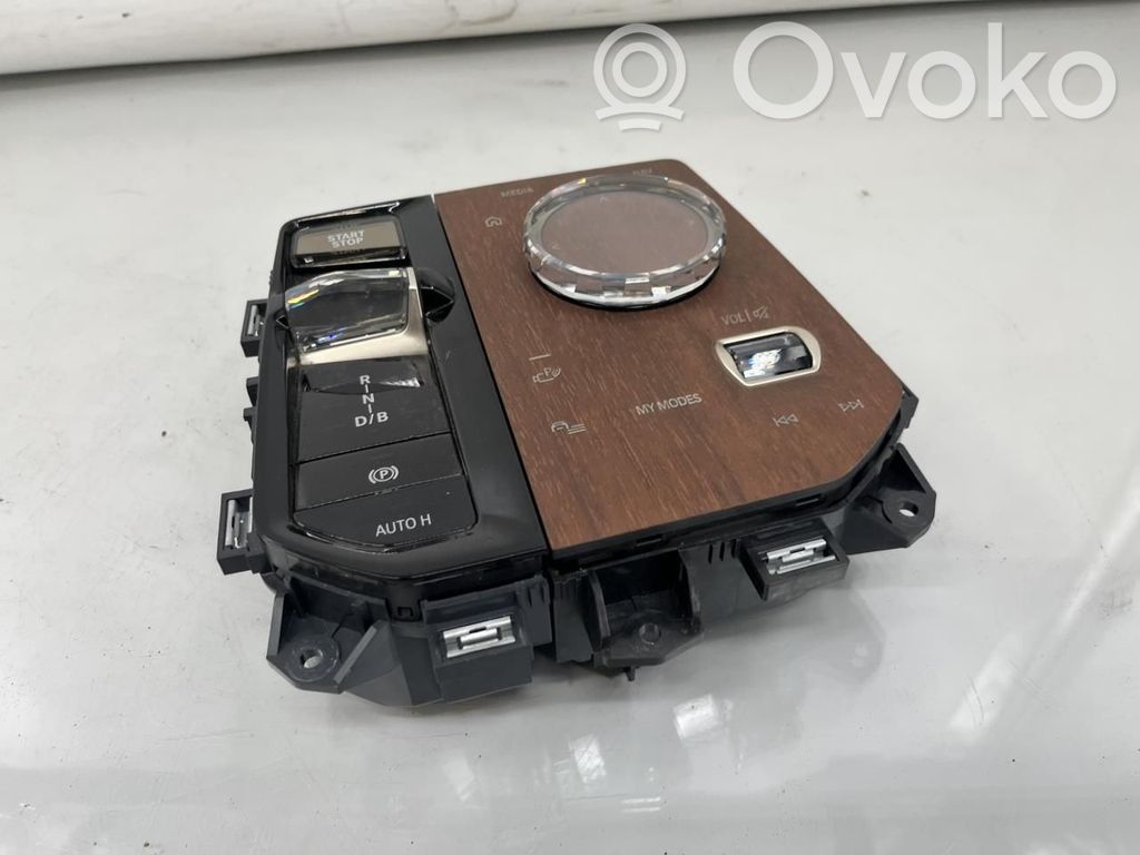 Head unit multimedia control   65825B3DE00,65825A58E91,65825A58E91,65825B3DE00