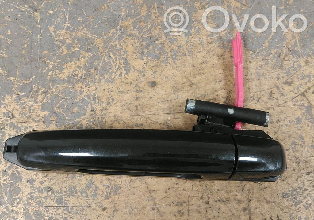 Manecilla externa puerta trasera   8281257LA0ZCE,8281257LA0ZCE