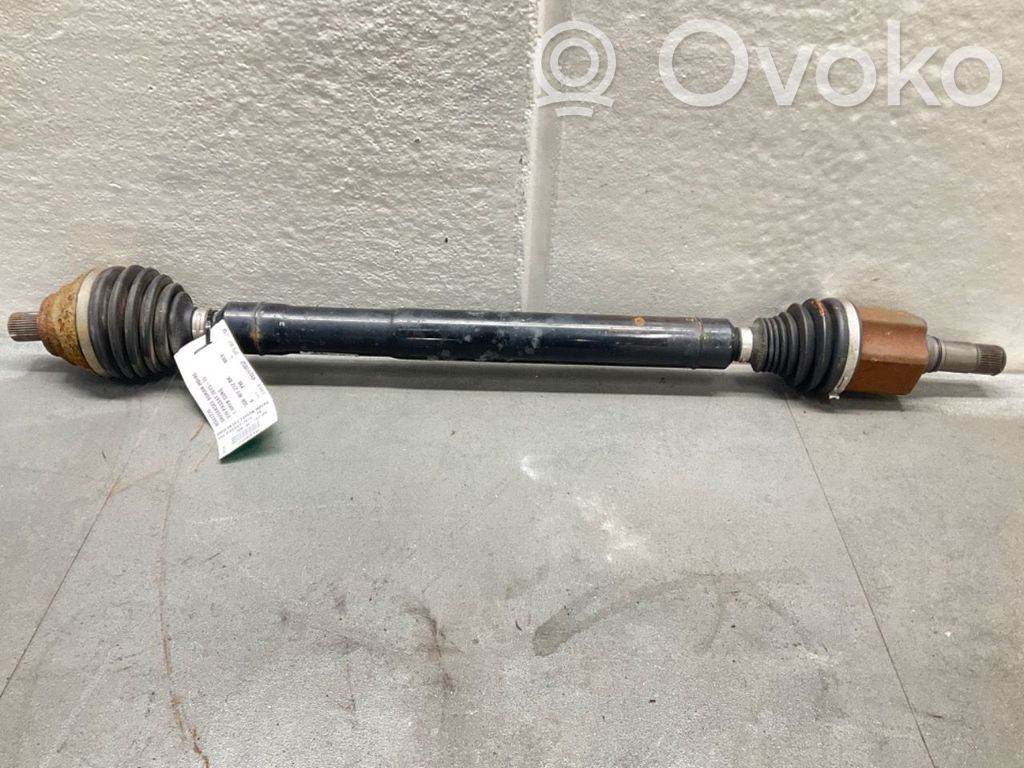 Volkswagen PASSAT B8 Półoś przednia 