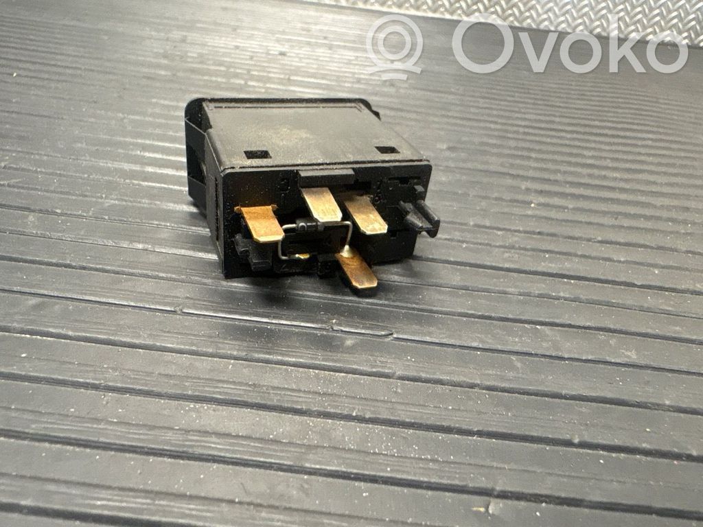 BMW 3 E30 Other switches/knobs/shifts 