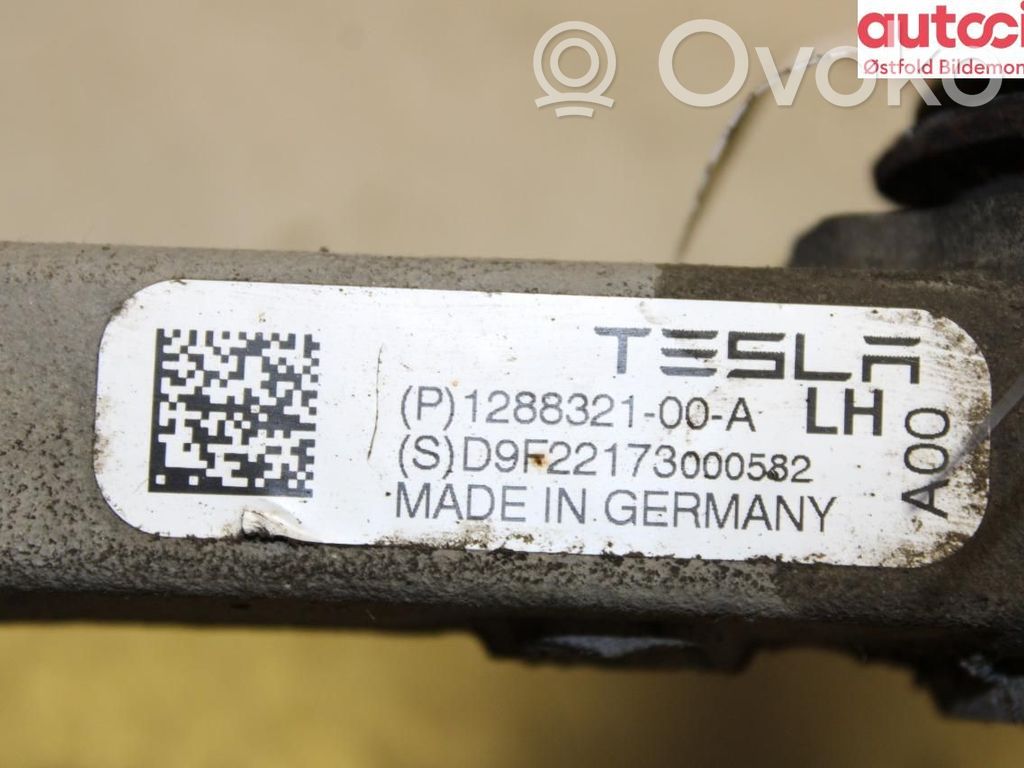 Brazo de suspensión delantero   128832100A,128832100A