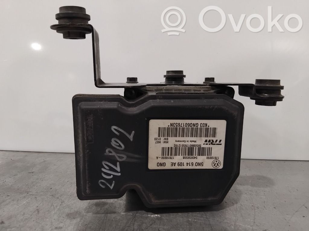 Audi Q3 8U ABS-pumppu 