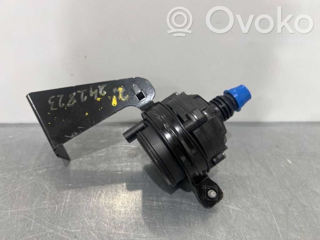 Mercedes-Benz Sprinter W907 W910 Webasto pompe de circulation d'eau 