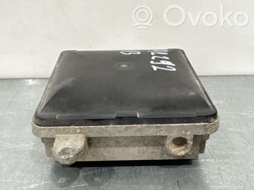 Volkswagen PASSAT B7 Distronic sensor radar 