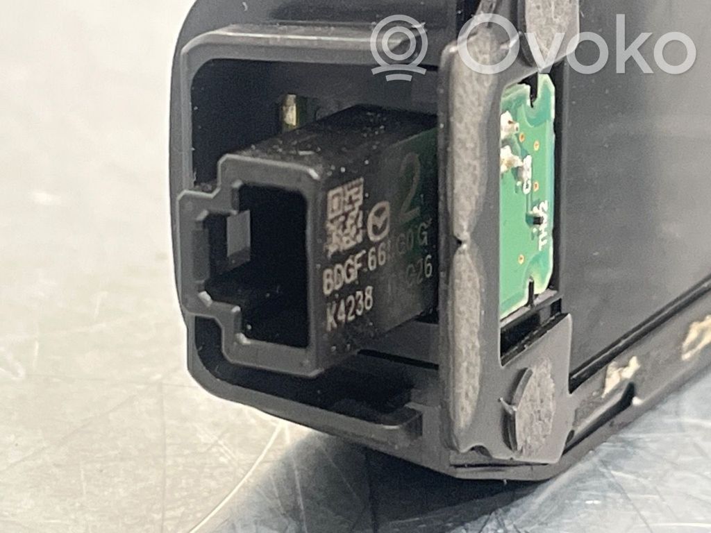 Mazda MX-30 Rain sensor 