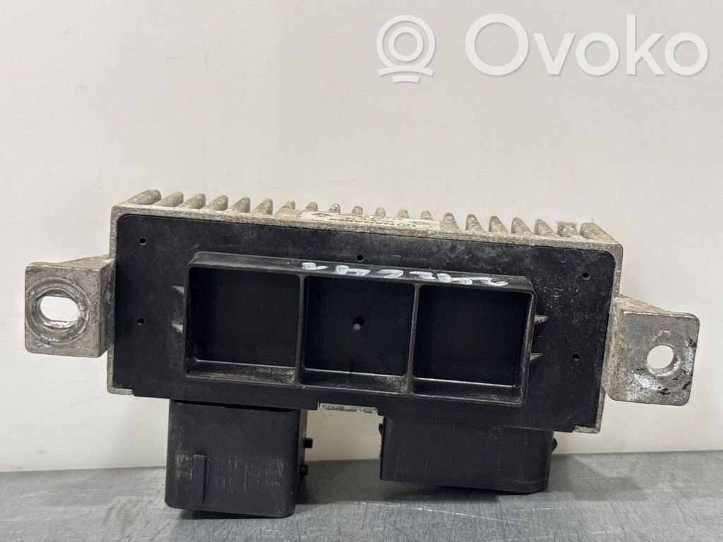 Opel Vivaro Alte relee 