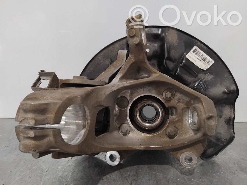 Mercedes-Benz EQA Fuso a snodo con mozzo ruota anteriore 