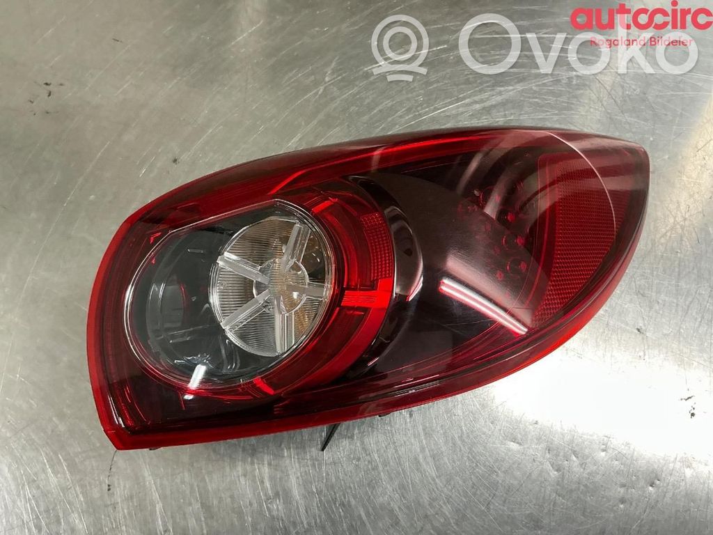 Mazda 3 III Galinis žibintas kėbule 