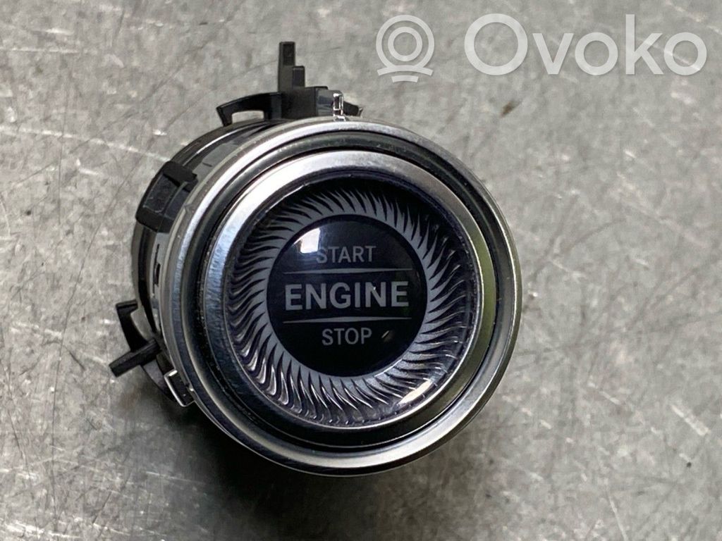 Mercedes-Benz CLS C257 Bouton poussoir de démarrage du moteur