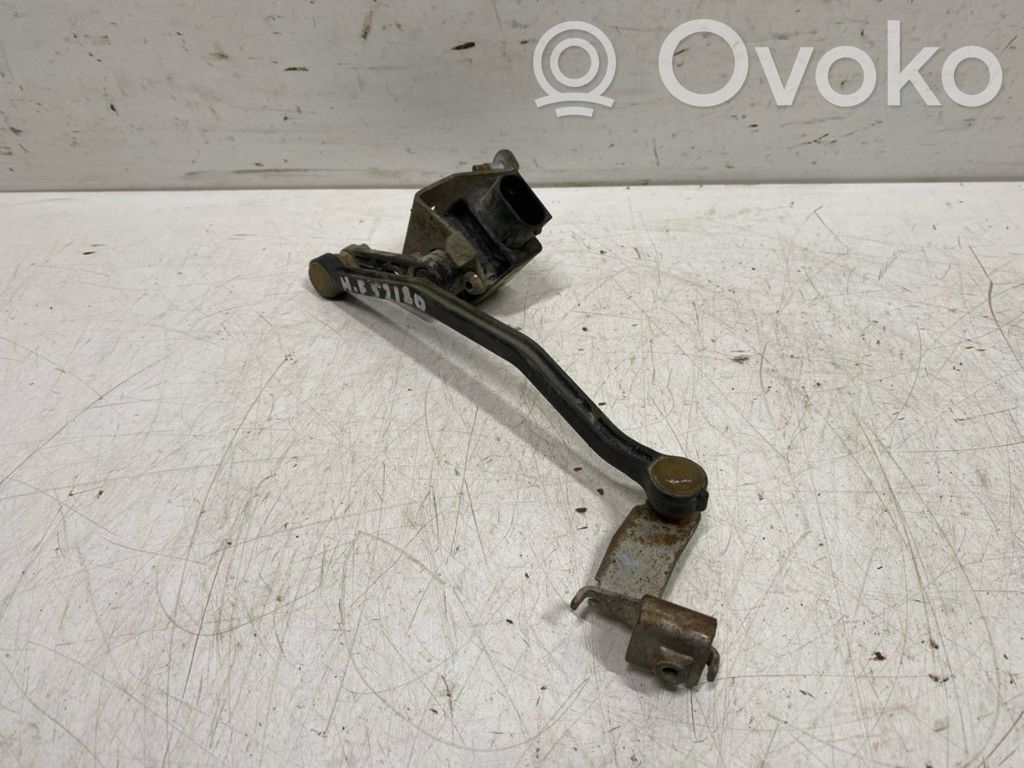 Volvo V70 Air suspension front height level sensor 