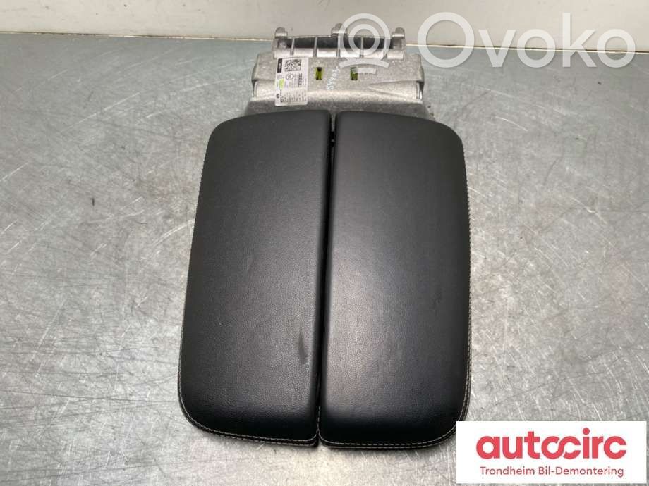 Audi Q7 4M Reposabrazos 