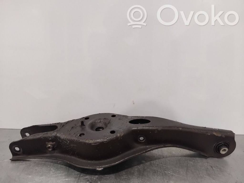 Hyundai Kona I Braccio di controllo sospensione posteriore 