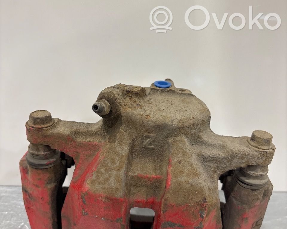 Toyota RAV 4 (XA30) Zacisk hamulcowy przedni 