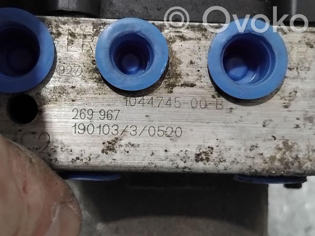 ABS-pumppu   104474600A,104474500B,104474500B,0265257793,104474500B,104474600A
