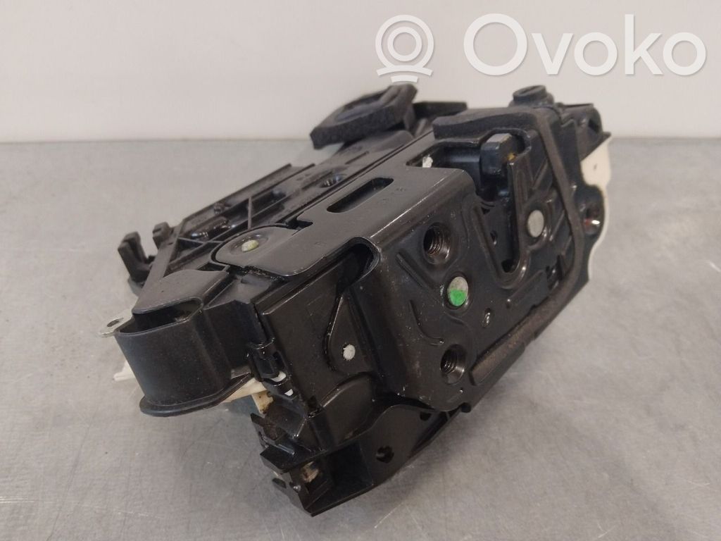 Volkswagen Polo V 6R Încuietoare ușă spate 