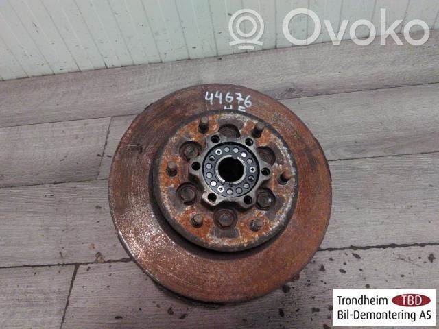 Isuzu D-Max Front wheel hub spindle knuckle 