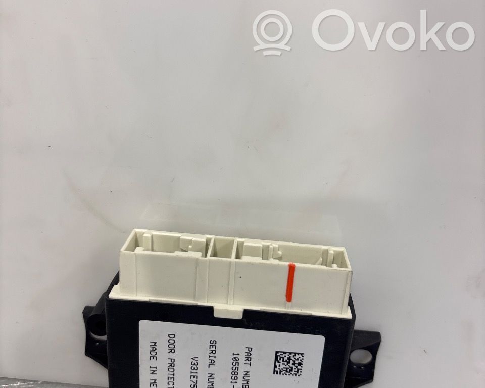 Tesla Model X Unitate/modul comandă uși 