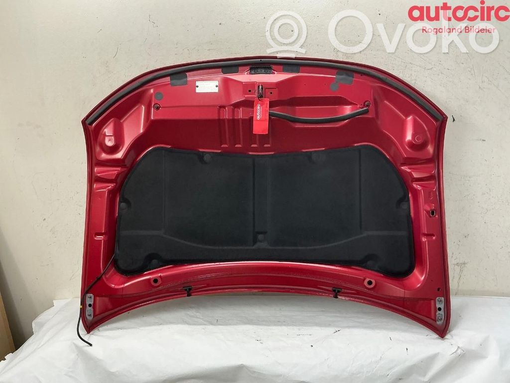 Mitsubishi Outlander Konepelti 