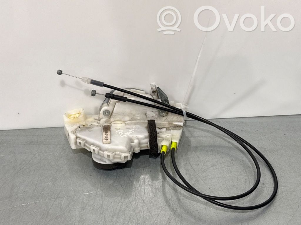 Suzuki Vitara (LY) Front door lock 