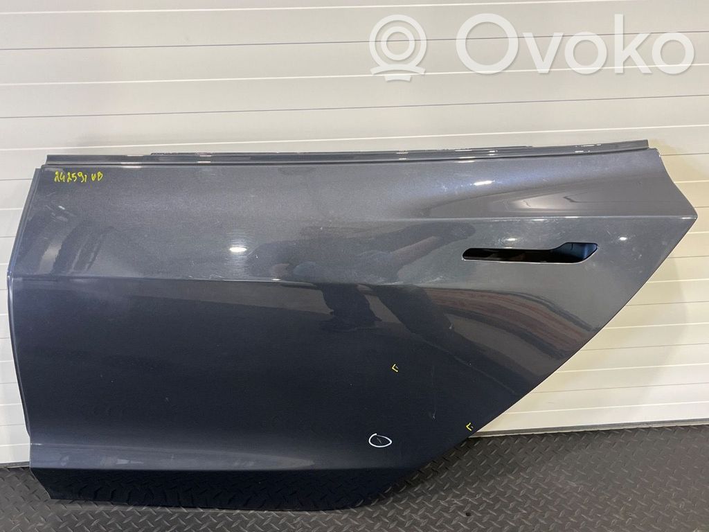 Tesla Model 3 Galinės durys 