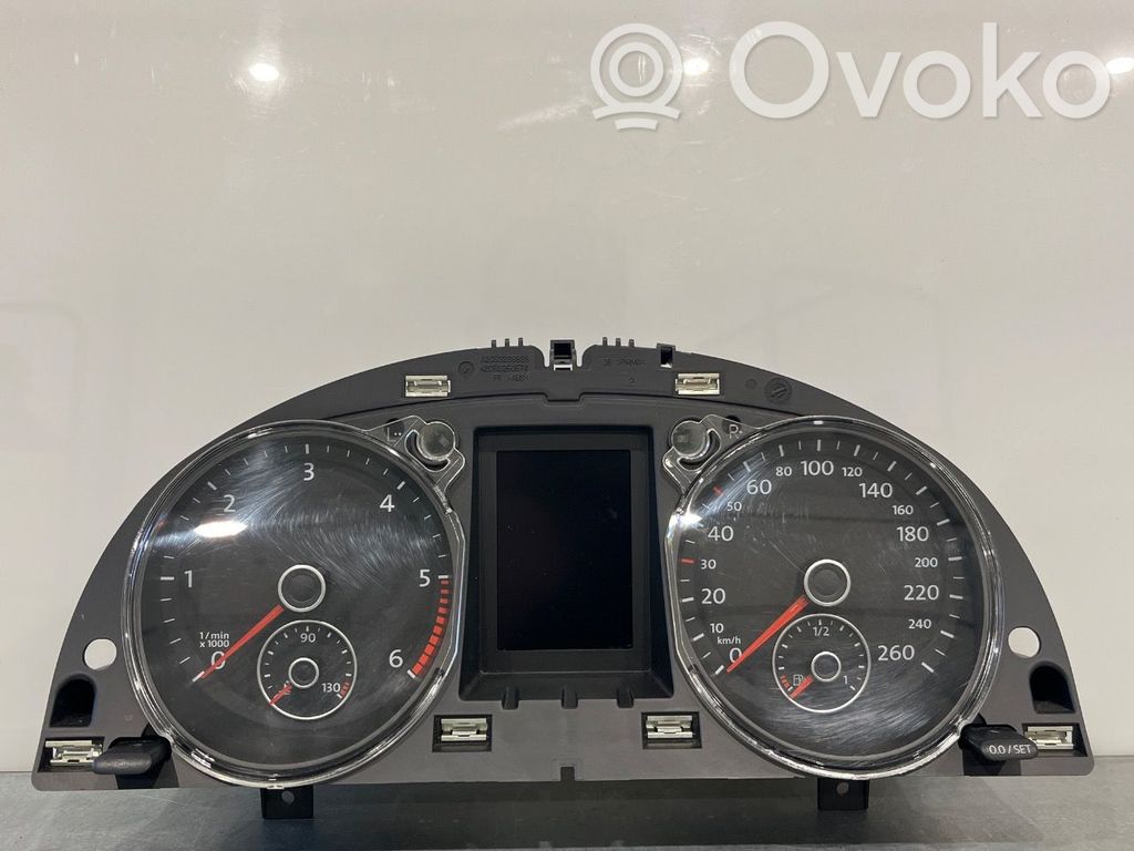 Volkswagen PASSAT B7 Nopeusmittari (mittaristo)