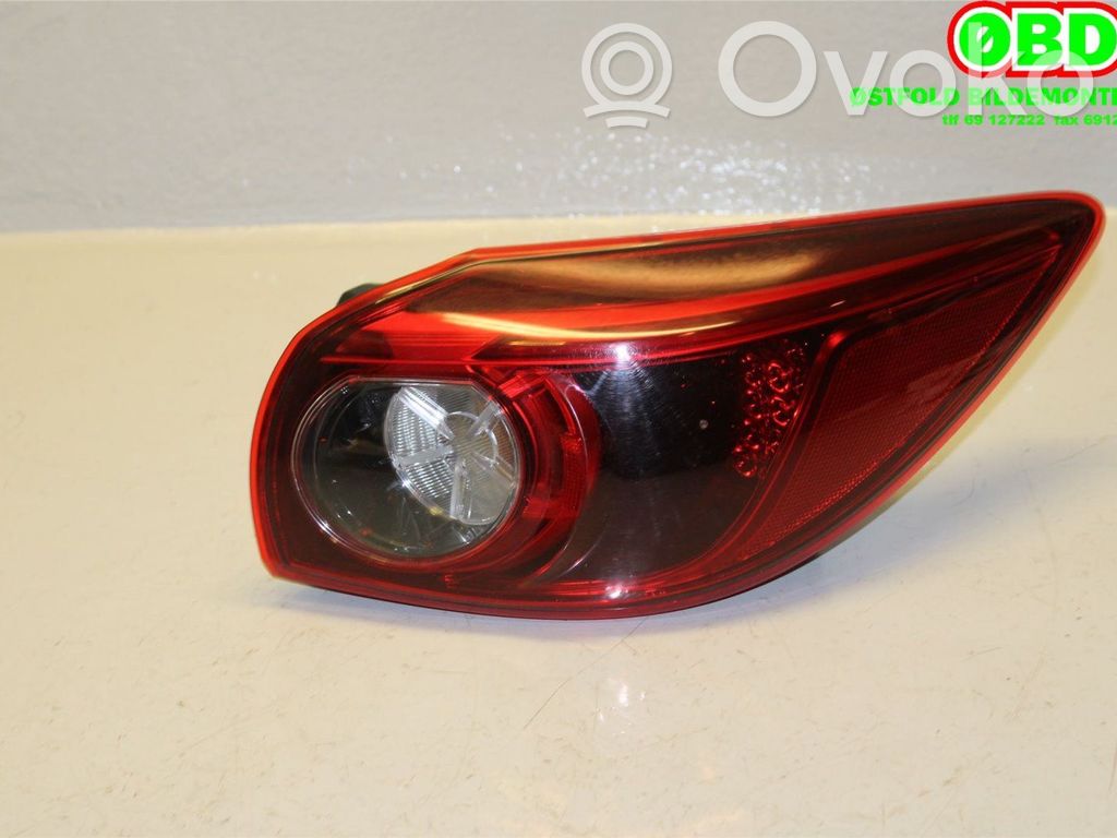 Mazda 3 III Galinis žibintas kėbule 