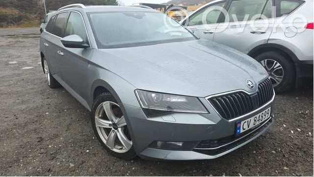 Skoda Superb B8 (3V) Engine 