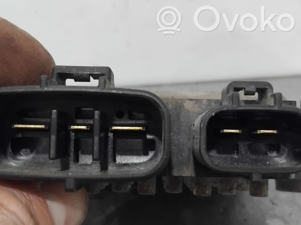 Tesla Model S Coolant fan relay 