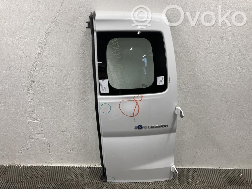Nissan e-NV200 Takaovi