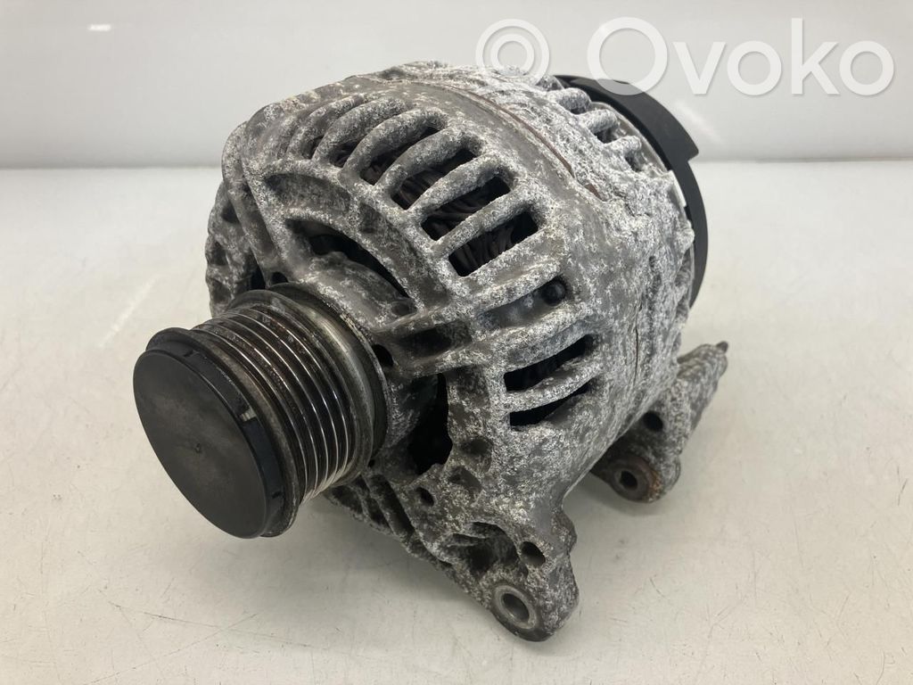 Volkswagen Tiguan Generator/alternator 