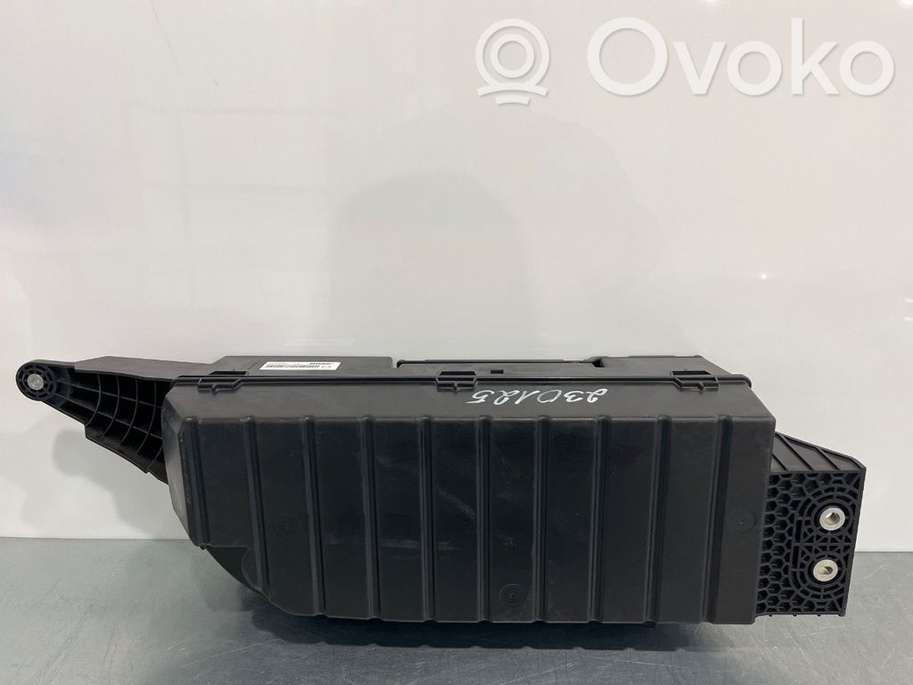 Mazda MX-30 Front door speaker 
