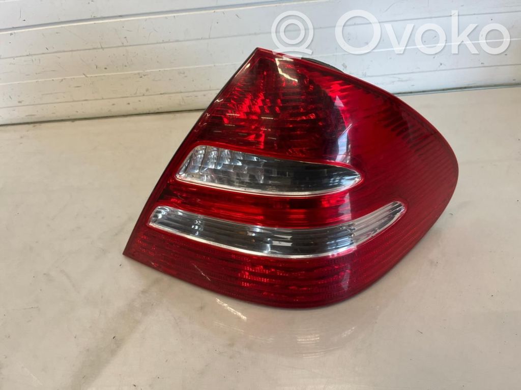 Mercedes-Benz E W211 Luci posteriori 