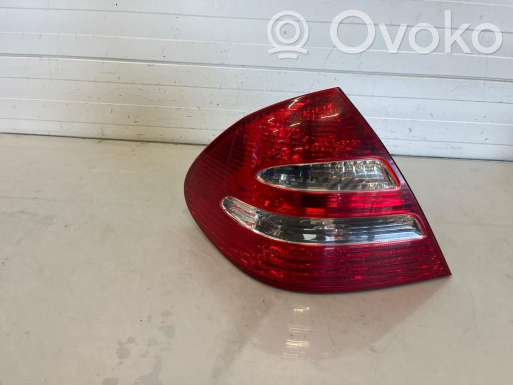 Mercedes-Benz E W211 Lampă spate în caroserie 