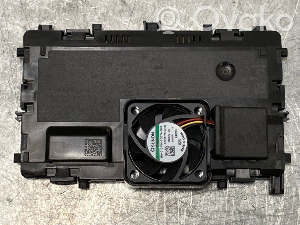 Wireless charging module   5B52225,84105B52225,5B52225,84105B52225