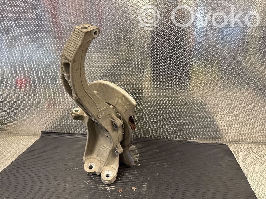 Tesla Model Y Achsschenkel vorne 